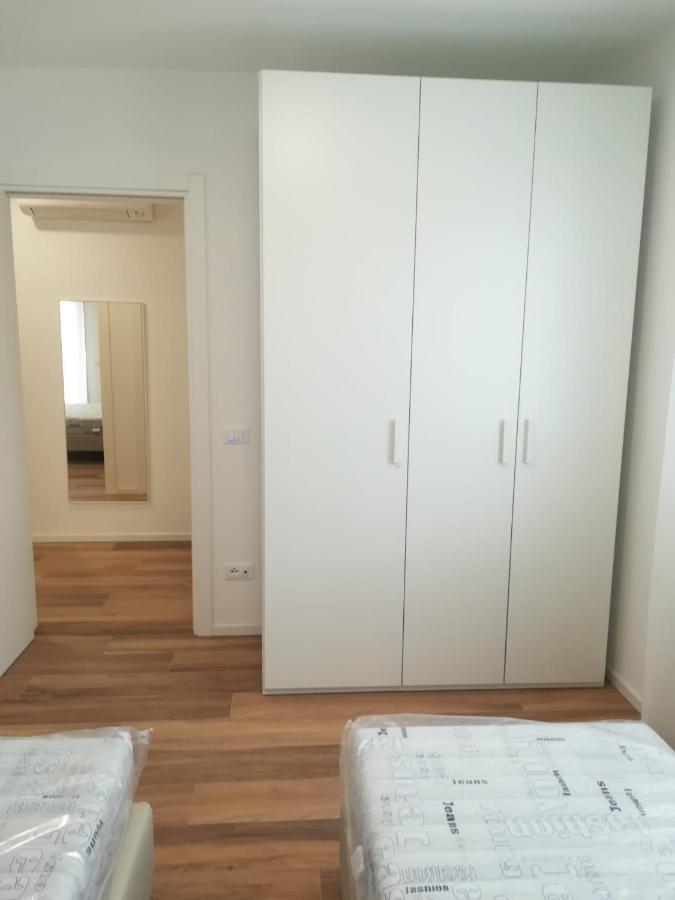 Casa Baso - Agenzia Caorle Apartment Luaran gambar